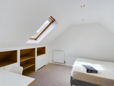 3 bedroom maisonette to rent - Photo 4