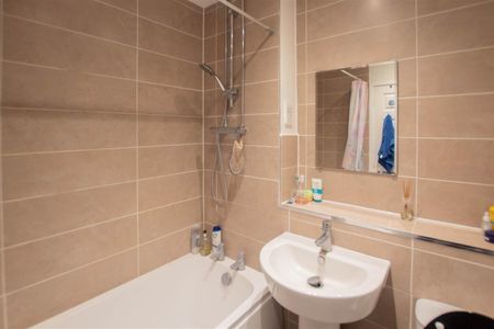 Henderson Close, Haverhill - Photo 5