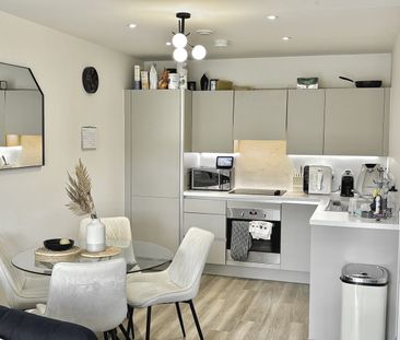 2 Bed Flat, Buttercup House, SW17 - Photo 4