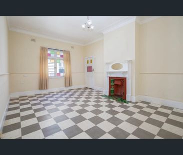2/51 Everton Street, Hamilton, NSW 2303 - Photo 3