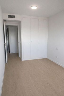 4 room luxury Flat for rent in Valencia - Foto 1