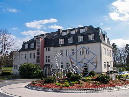 Mannella*Perfekter Stilmix in perfekter Lage* Moderne Jugendstil-Elemente mit viel Licht. - Photo 4