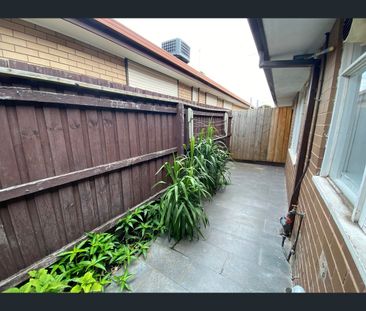 3/536 Albion Street, Brunswick West, Vic 3055 - Photo 6