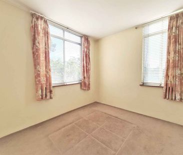 IDEAL LOCATION - Photo 2