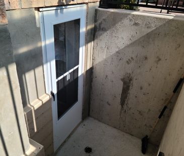 For Lease - 36 Legend Lane, Brampton, Ontario - Photo 4