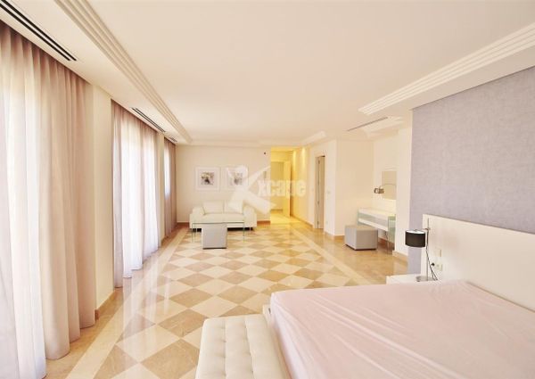 Luxury 2 bedrooms Penthouse Duplex for rent in Nueva Andalucia