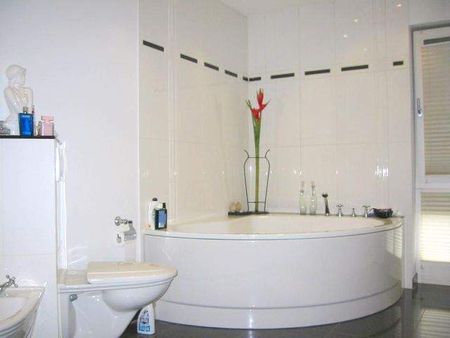 Großzügige Maisonette-Wohnung mit tollem Fernblick und Garten - Photo 4