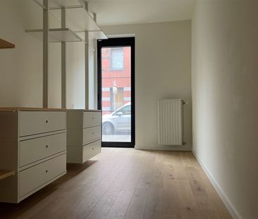 Gelijkvloers appartement met 3 slaapkamers en zonnige tuin. - Foto 3