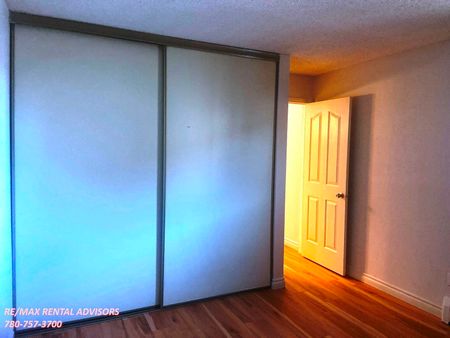 #214 2624 Mill Woods Road East - Photo 4