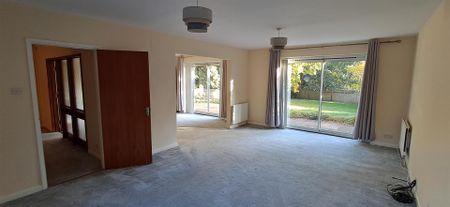 4 bed detached house to rent in Newlands Avenue, Radlett, WD7 - Photo 3