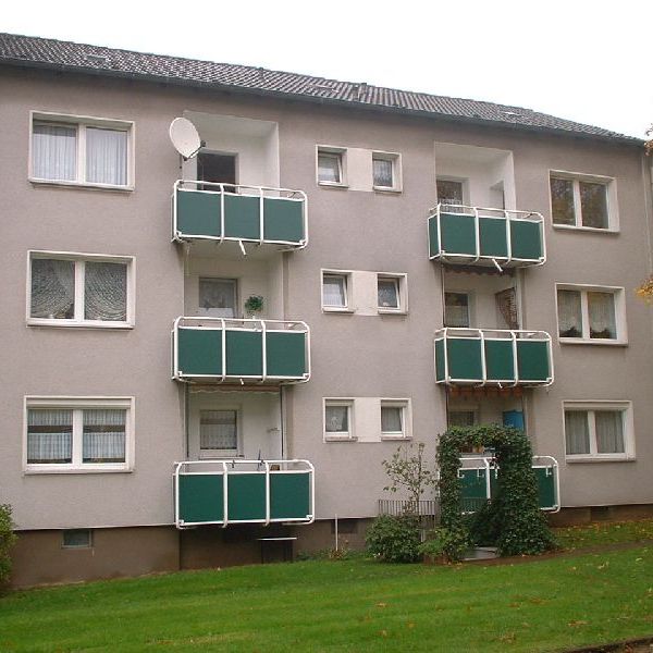 ** 3 Zimmer-Erdgeschoss mit Dusche und Balkon! *** - Foto 1