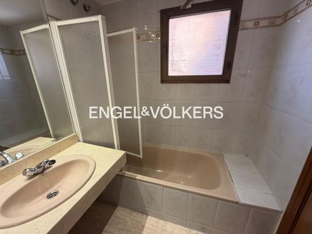 Ático de alquiler en Calle de Luis Rodríguez Ontiveros, Ensanche - Photo 3