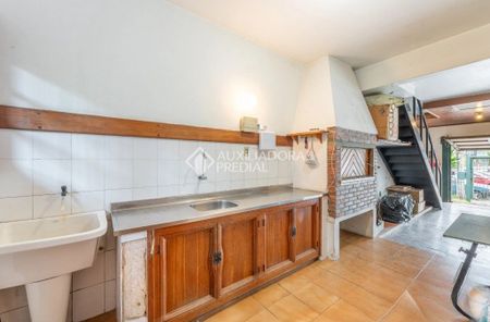 Casa com 5 quartos e 262m² para alugar em Chácara das Pedras, Porto Alegre. - Photo 5