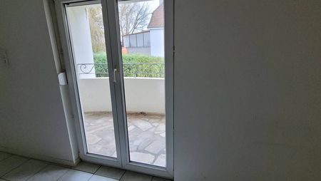 Appartement F3 avec grand balcon à Puttelange ! - Photo 4