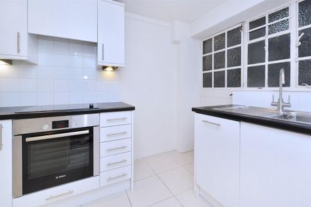 2 bedroom flat to rent - Photo 3