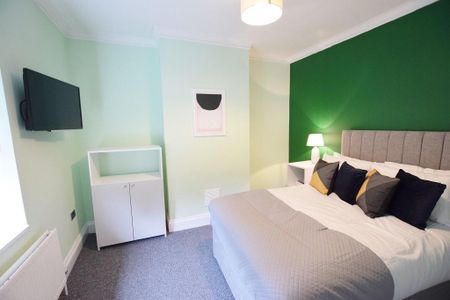 1 bedroom in a house share to rent - Photo 4