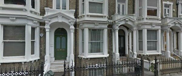 3 Bed Flat, North End Rd, W14 - Photo 1