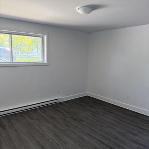 3 1/2 Rénové à Louer - Photo 3