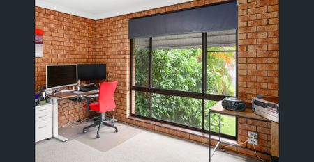 Immaculate Home in Peaceful Cul-de-Sac - Photo 3