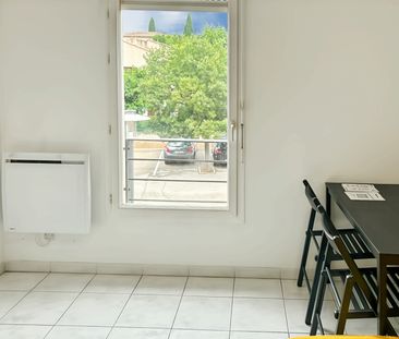 A Louer - T1 avec place de parking privée - AIX EN PROVENCE - Photo 5