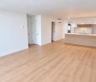 LIBRE — 5½ Neuf 2025, 3 Càc, Plain-pied - Photo 2