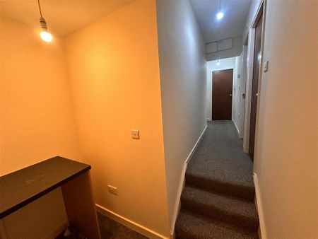 2 bedroom apartment to rent - Photo 4