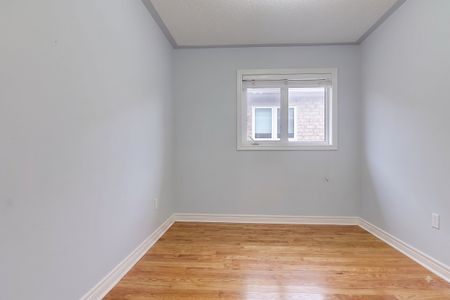 For Lease - 20 Laura Sabrina Drive, Vaughan, Ontario - Photo 2