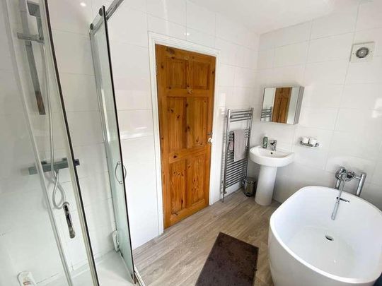 Dunford Road, Holmfirth, HD9 - Photo 1