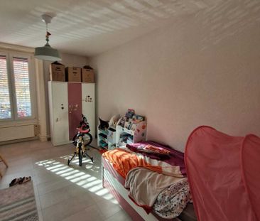 Appartement de 4 pièces au centre de Lausanne - Photo 3