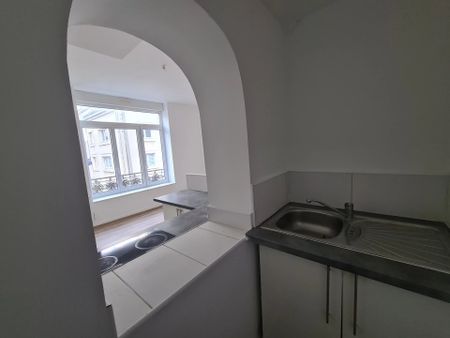 Location Appartement 3 pièces 58m² BOULOGNE SUR MER 62200 - Photo 2