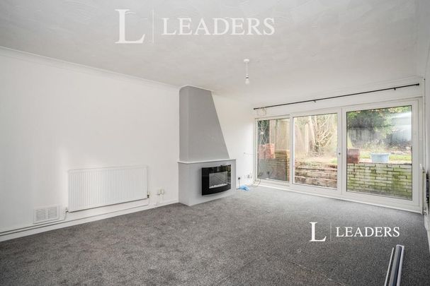 3 bedroom terraced house to rent - Photo 1