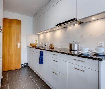 Geniessen Sie sonnige Momente auf dem Balkon! - Foto 2