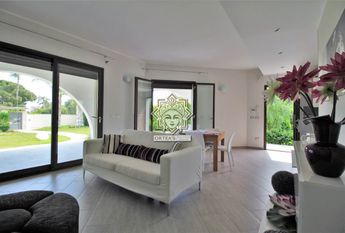 villa moderna affitto