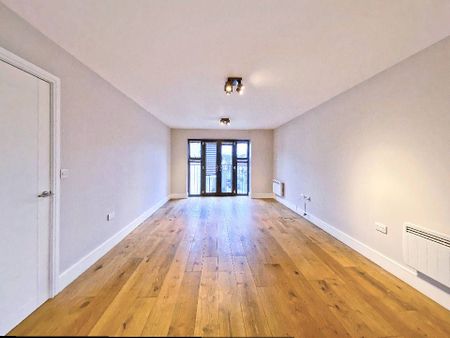 Cedar House, Cedar Lane, Camberley, GU16 - Photo 5