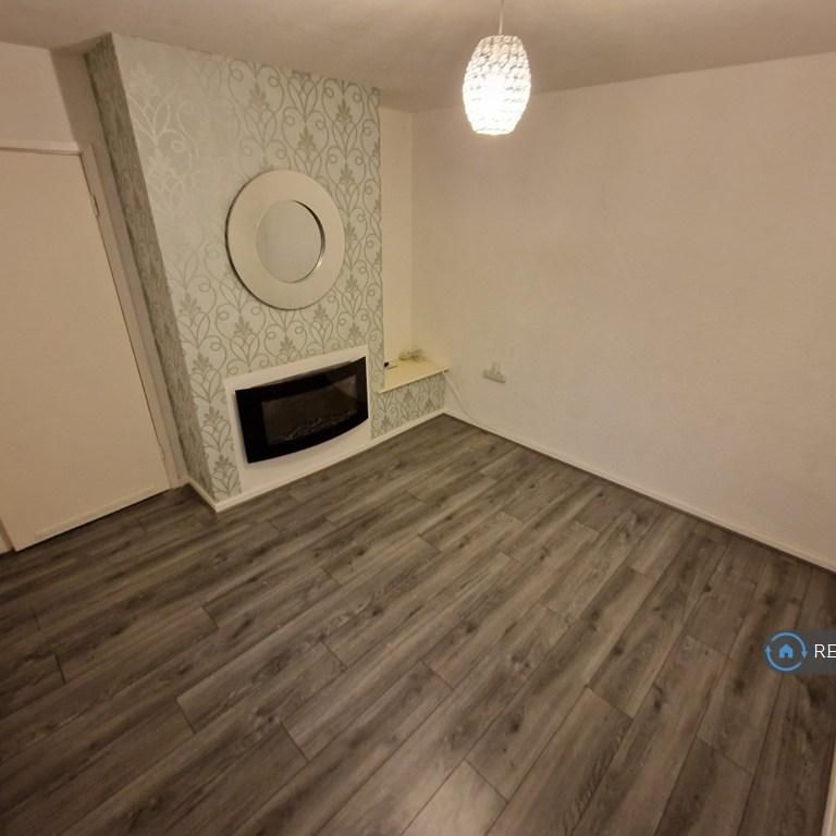 2 bedroom semi-detached house to rent - Photo 1