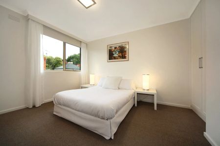 Top Floor Apartment in Prime Botanic Gardens Pocket - Photo 5