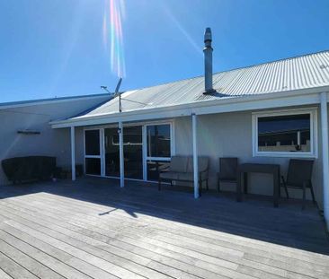Lovely Four Bedroom Home - Photo 1
