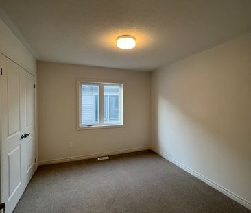 For Lease - 1065 Trailsview Avenue, Cobourg, Ontario - Photo 4