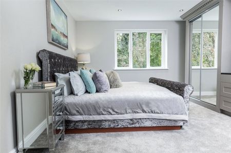 Stratton Court Village, - Photo 3