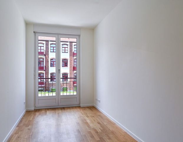 Neubau! Wunderschöne 4-Raumwohnung mit zwei Balkonen! - Photo 1