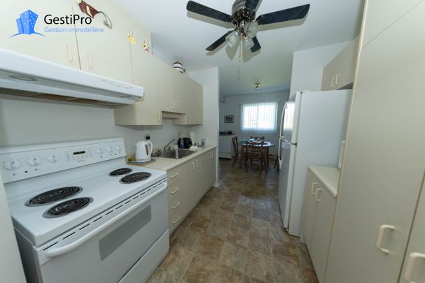 3640 Blain - Photo 1