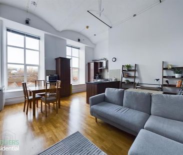 Apt 211 Edenderry Lofts, 326 Crumlin Road, Belfast, BT14 7EN - Photo 1