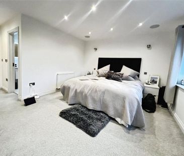 4 bedroom terraced house to rent - Photo 4
