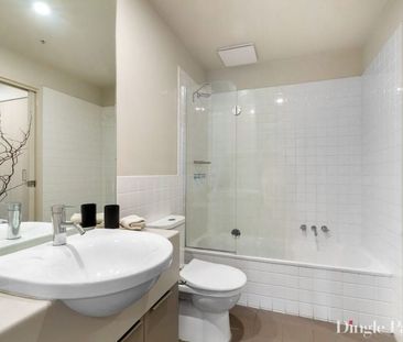 1-BED 1-BATH, 1-CAR, NOT FURNISHED - Photo 6