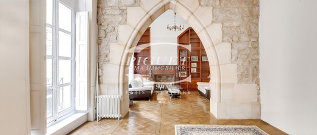 Appartement • Odéon - Photo 1