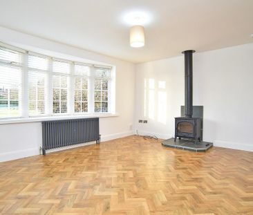 3 bedroom detached bungalow to rent - Photo 1