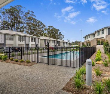 Boutique 3 Bedroom Townhouse - Photo 4