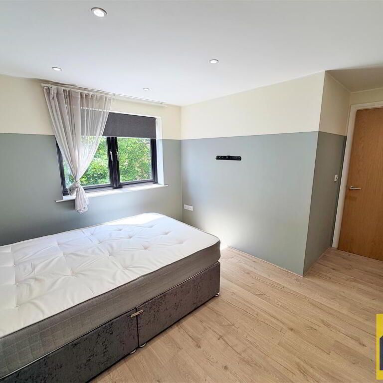 Apt 60 Titanic Walk, 3 Ballymacarrett Road, Belfast, BT4 1BT - Photo 1