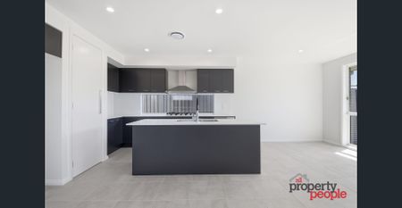 Luxurious Family Living - Photo 4