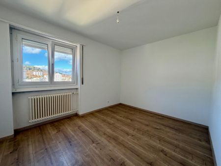 Appartement lumineux de 4 pièces avec balcon et vue dégagée - Foto 4